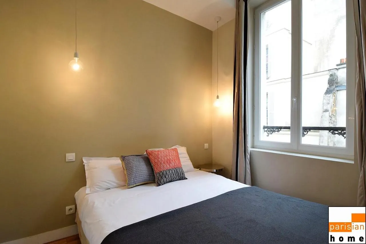 102467 - 1 Montorgueil Apartment